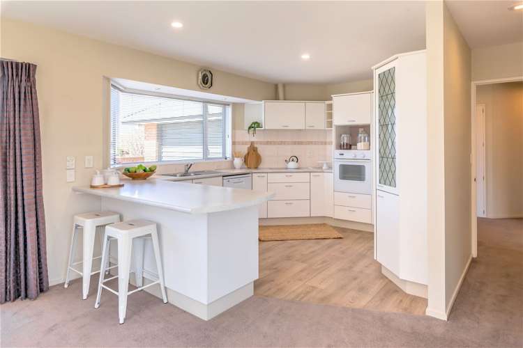 90 Roydon Drive Templeton_5