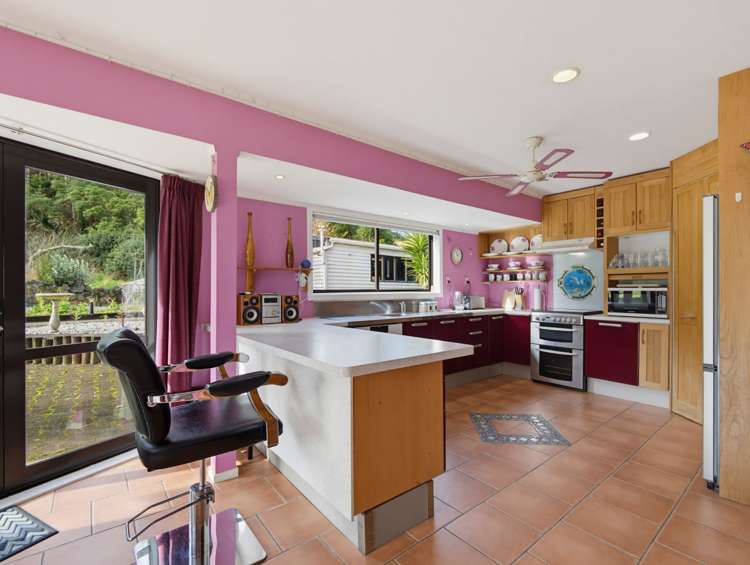 375 Taneatua Road_5