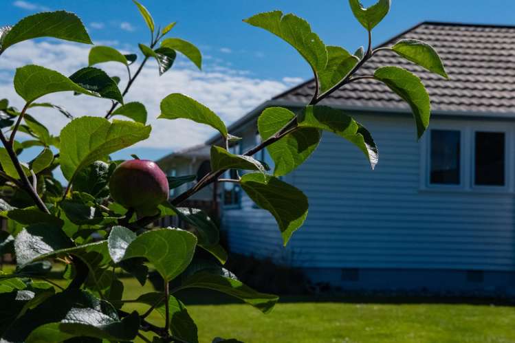 202 Weld Street Hokitika_16