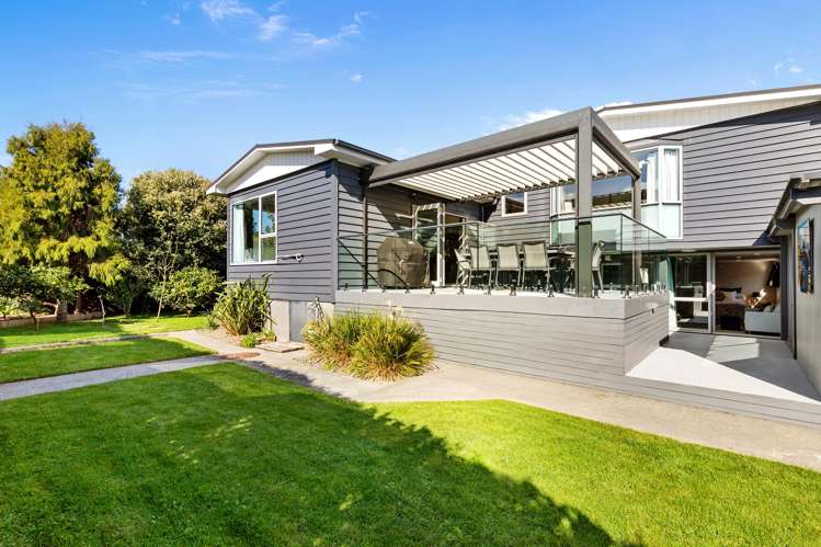 24 Holyoake Crescent Avalon_11