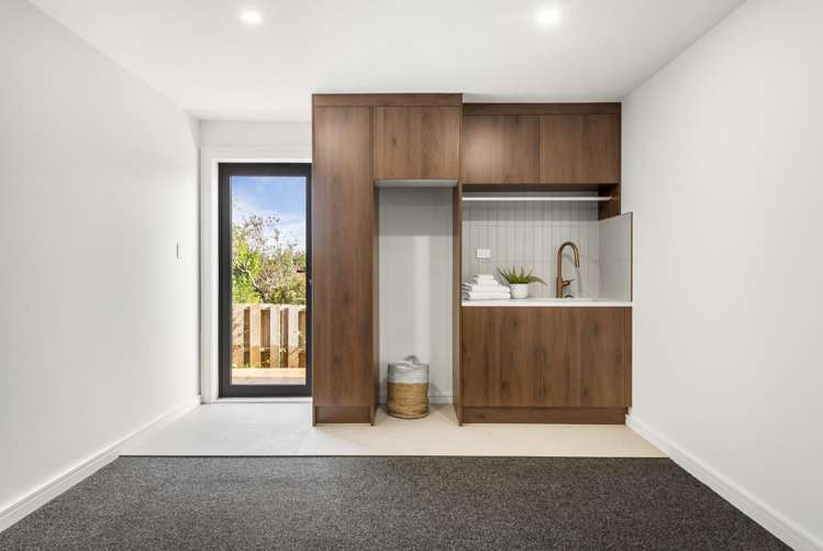 16C Egremont Street Belmont_28