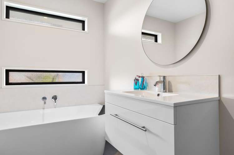 10 Temple Avenue Lincoln_18