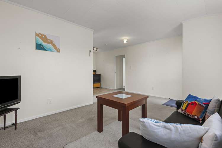 3 Ruanui Street Himatangi Beach_4