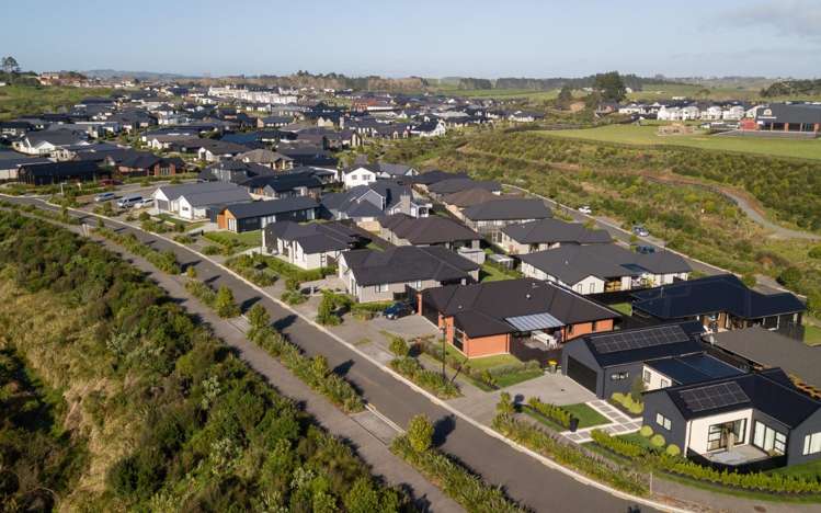 Paerātā Rise Jonah Lomu Drive Papakura_8