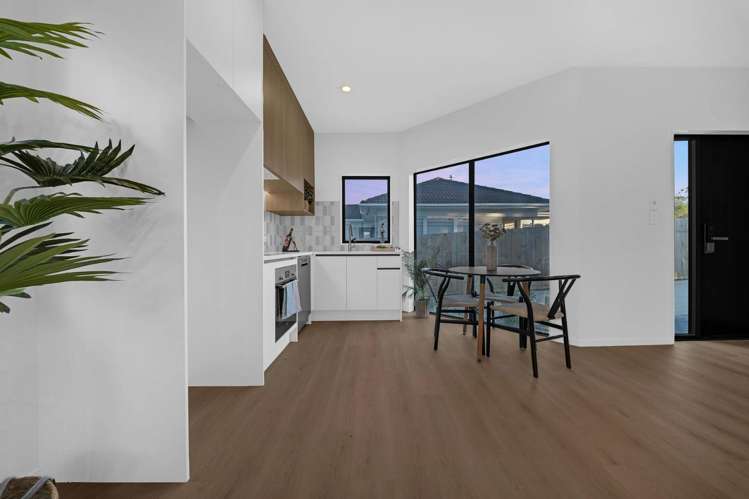 5A Pinewood Street Avondale_11