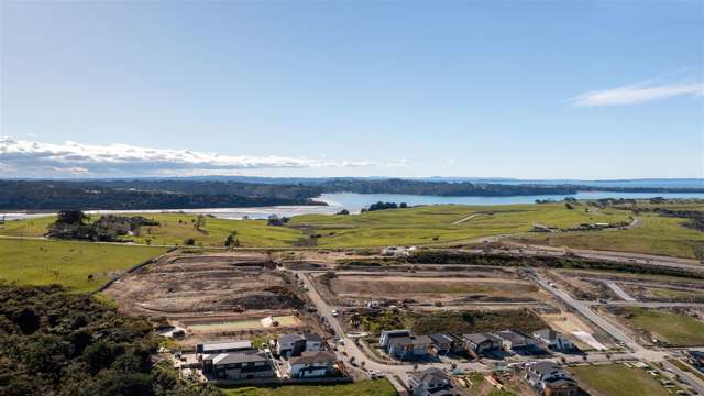 Lot 1/Okura Bay Views, Stage 15 West Long Bay_2