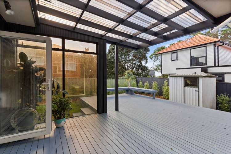 94 Pleasant Road Titirangi_24