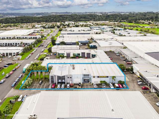 7 Airborne Road Albany_1