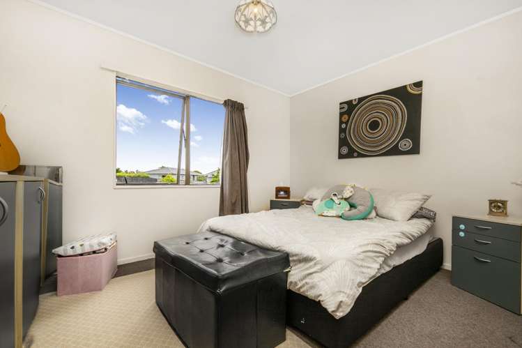1/12 De Bloge Place Clendon Park_4