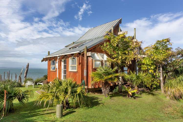 6573 Pouto Road Pouto_22