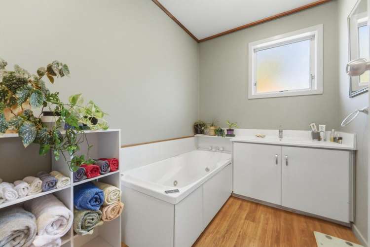 1 Carlton Terrace Westown_10