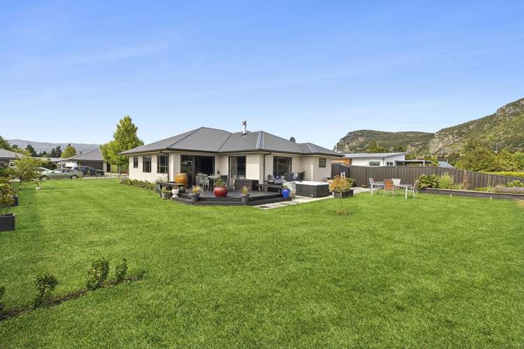 28 Sherwin Avenue Albert Town_20