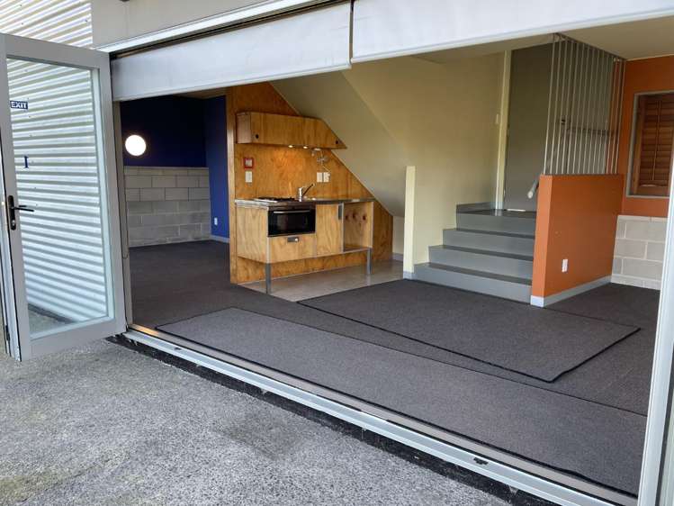 Vineyard Apt/217 Ngatarawa Road 10475_1
