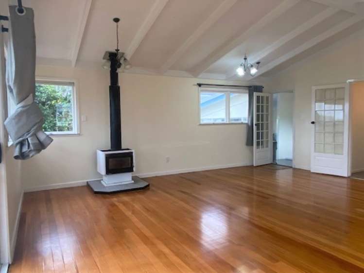 575 East Coast Road Browns Bay_8