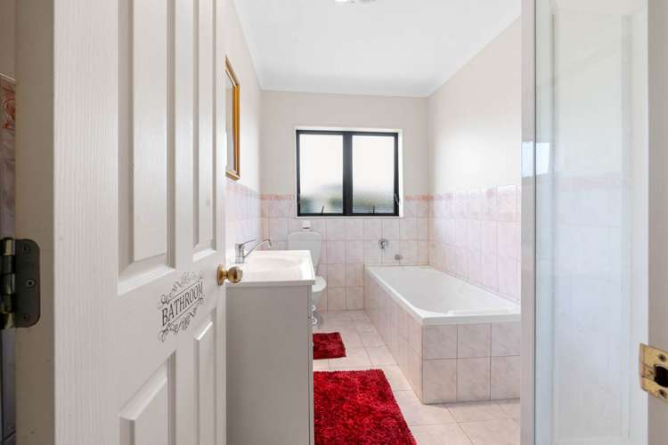 94 Pitt Avenue Clendon Park_11