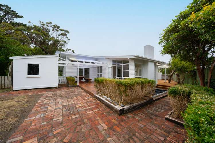 5 Chudleigh Grove Churton Park_9