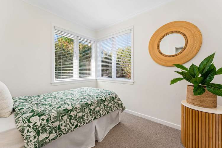 6 Tiri Tiri Road Birkdale_15