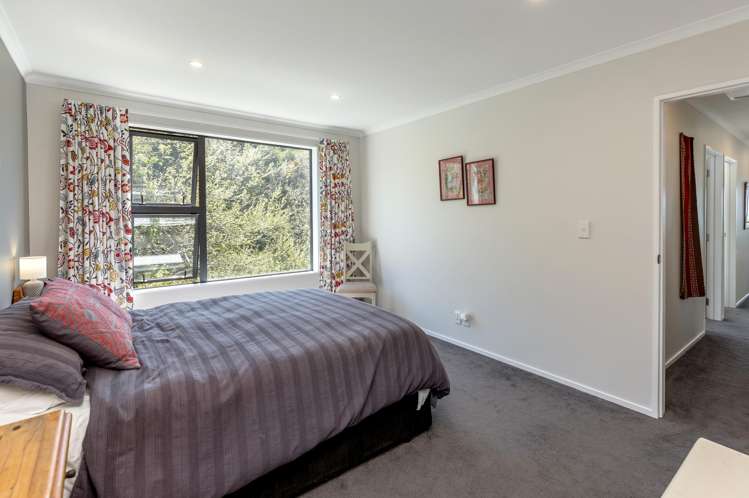 6 Balfour Crescent Castlepoint_14