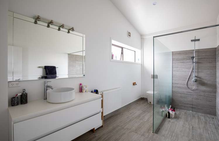 326 Golden Road Alexandra_2