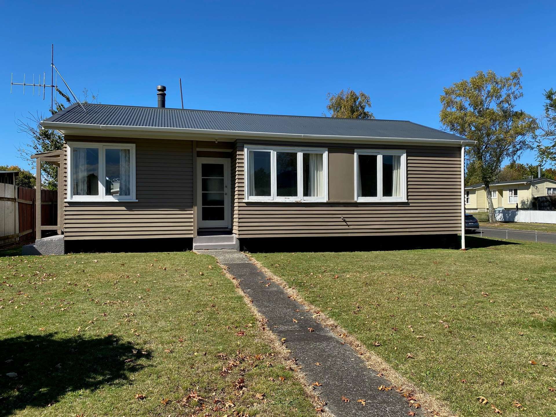 76 Te Rangitautahanga Road Turangi_0