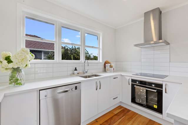 3 Daphne Street Kelston_2