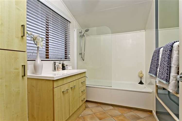 3/5 Eversleigh Road Belmont_12