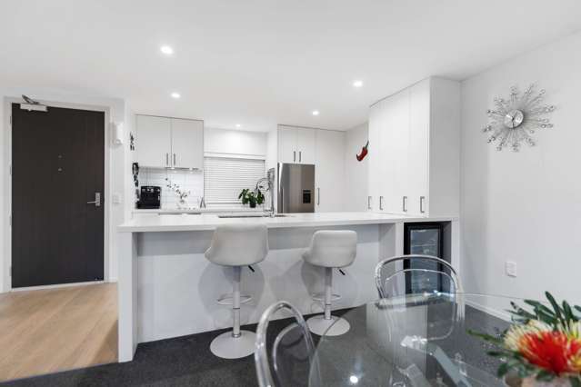 102/252 Centreway Road Orewa_4
