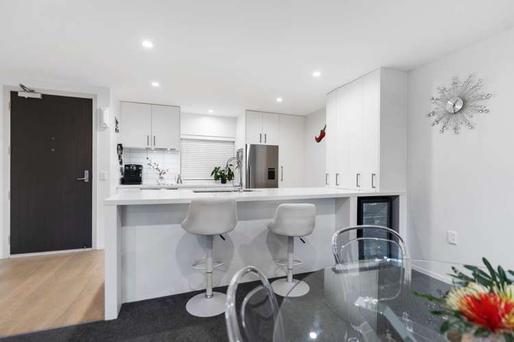 102/252 Centreway Road Orewa_10
