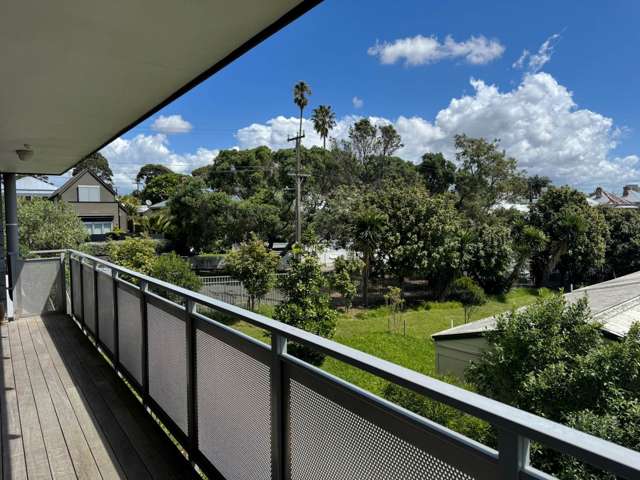 2/51 Brown Street Ponsonby_2