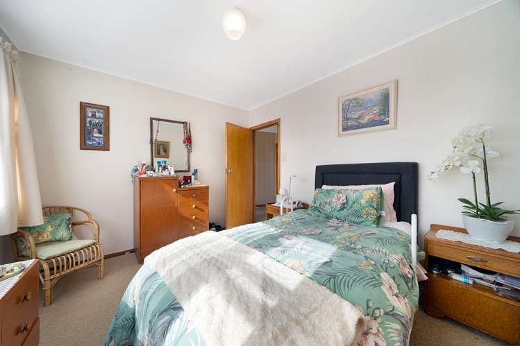 23 Buscomb Avenue Henderson_7