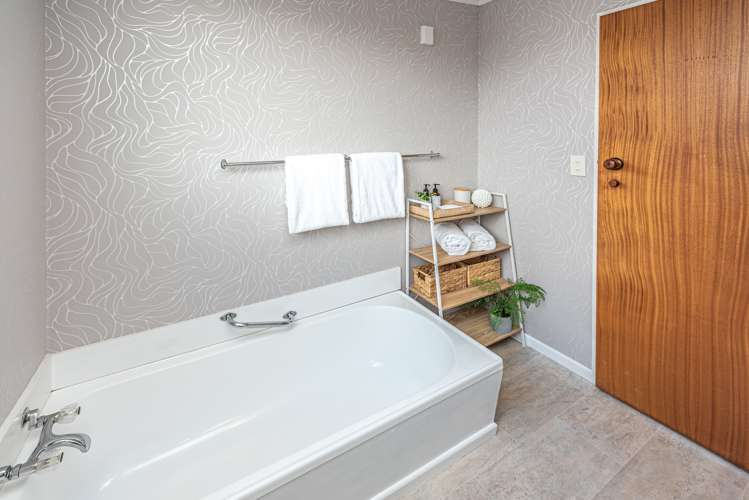 52 Raine Street Wanganui East_13