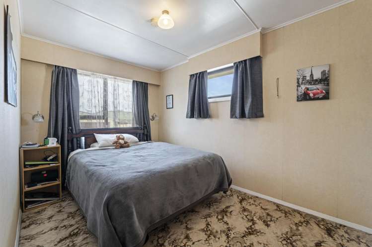 82 High Street Eltham_10