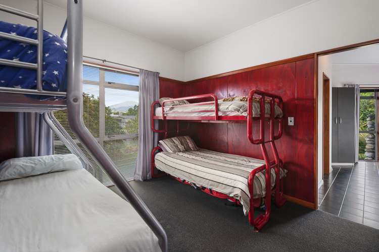 8 Te Waaka Terrace Kuratau_17