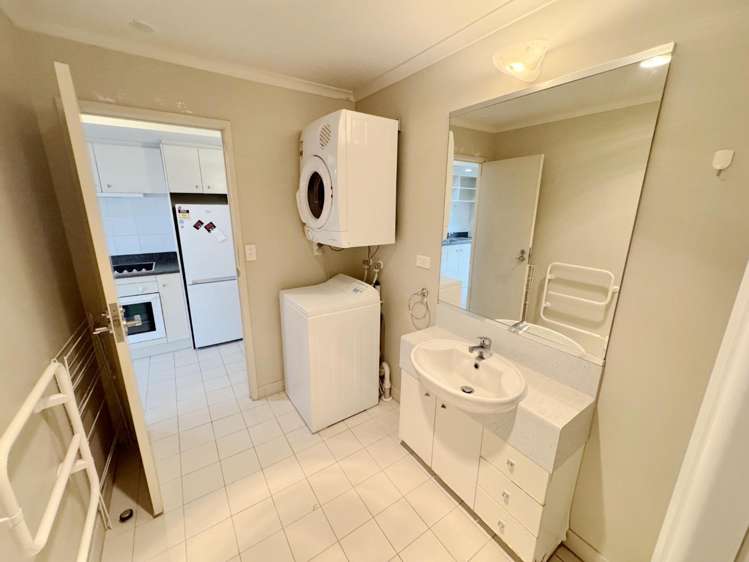 7h/1 Emily Place Auckland Central_6