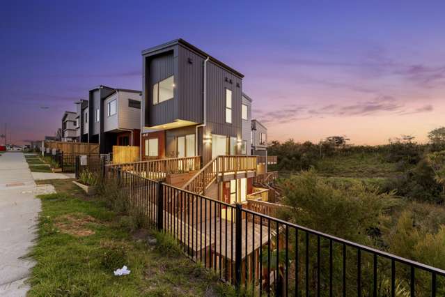The Ultimate Lifestyle Launchpad: 14 John's Creek