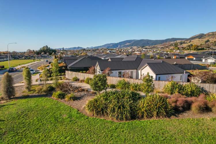 21 Paton Road Richmond_20