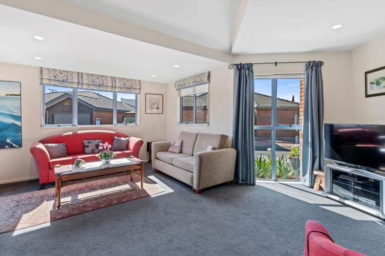 11 Highgrove Way The Wood_7