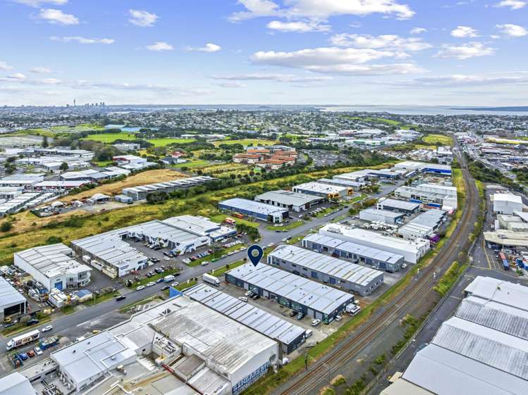 10/19 Hannigan Drive St Johns_15