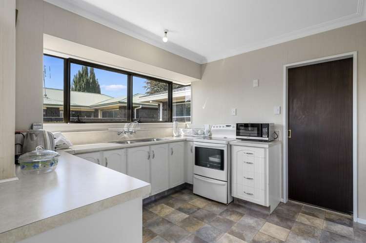 111A Kings Avenue Matua_10