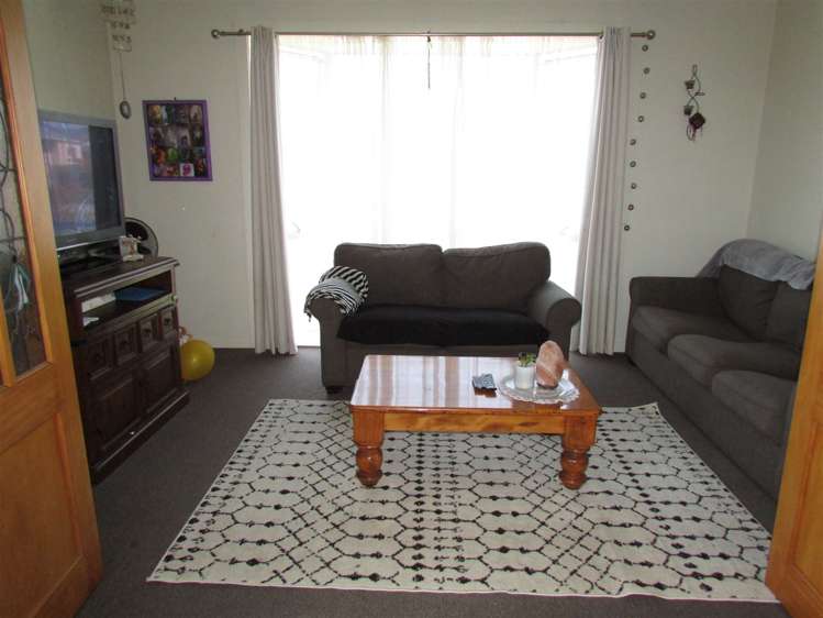 114 Reid Street Blaketown_7