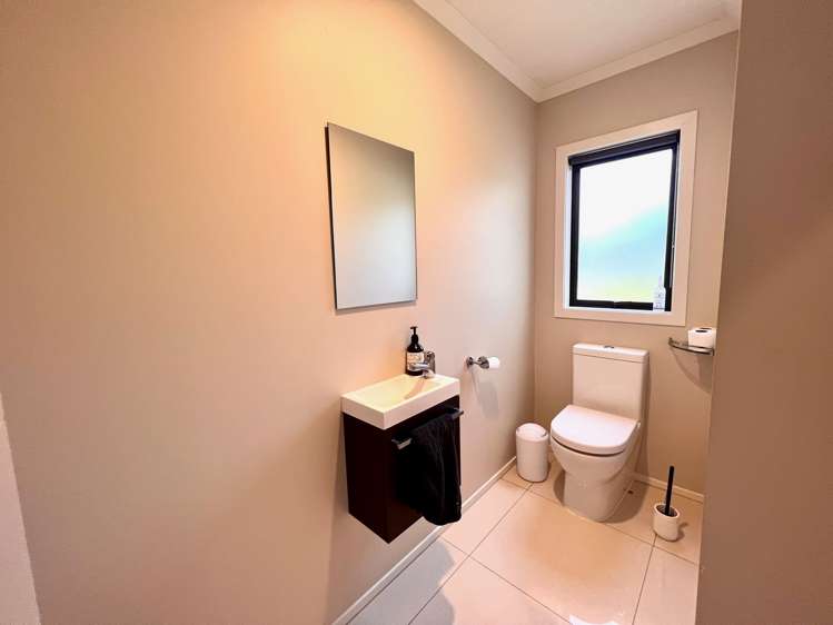 38 Robertson Street Raglan_17