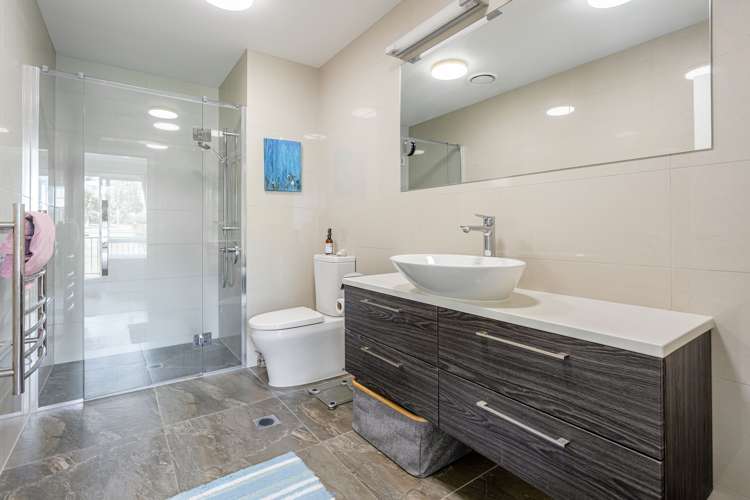 66 Panorama Heights Orewa_15