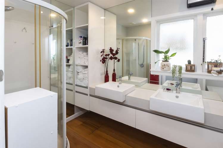 8 Wildwood Avenue Wainoni_11