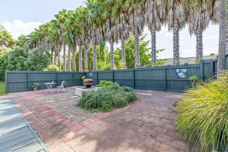 16 Awaroa Stream Drive Waiuku_15