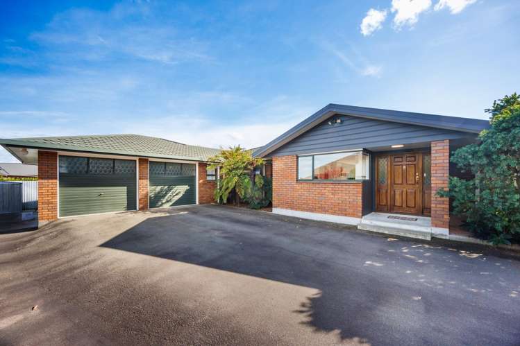 4 Tudor Grove Feilding_14