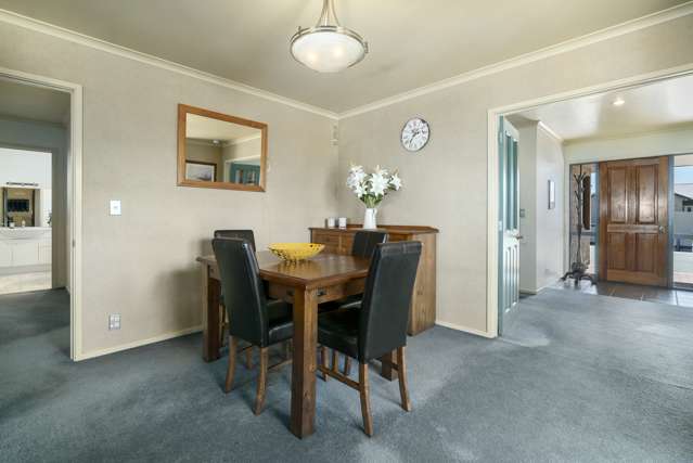 5 Larch Crescent Alexandra_3