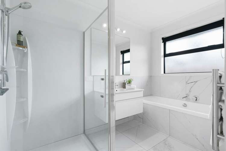 4 May Grove Lane Tamaterau_17