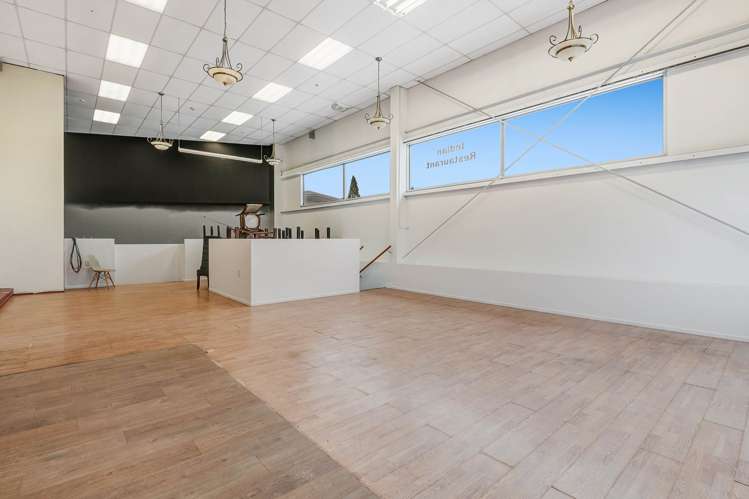 9B/15 Karepiro Drive Stanmore Bay_12