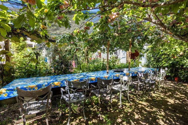 24 The Esplanade Oneroa_30