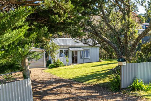 11 Korora Road Oneroa_2